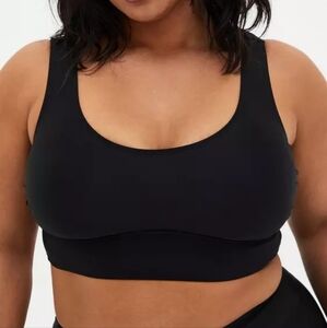 Torrid Black Scoop Neck Swim Wireless Bikini Top 4X NWOT